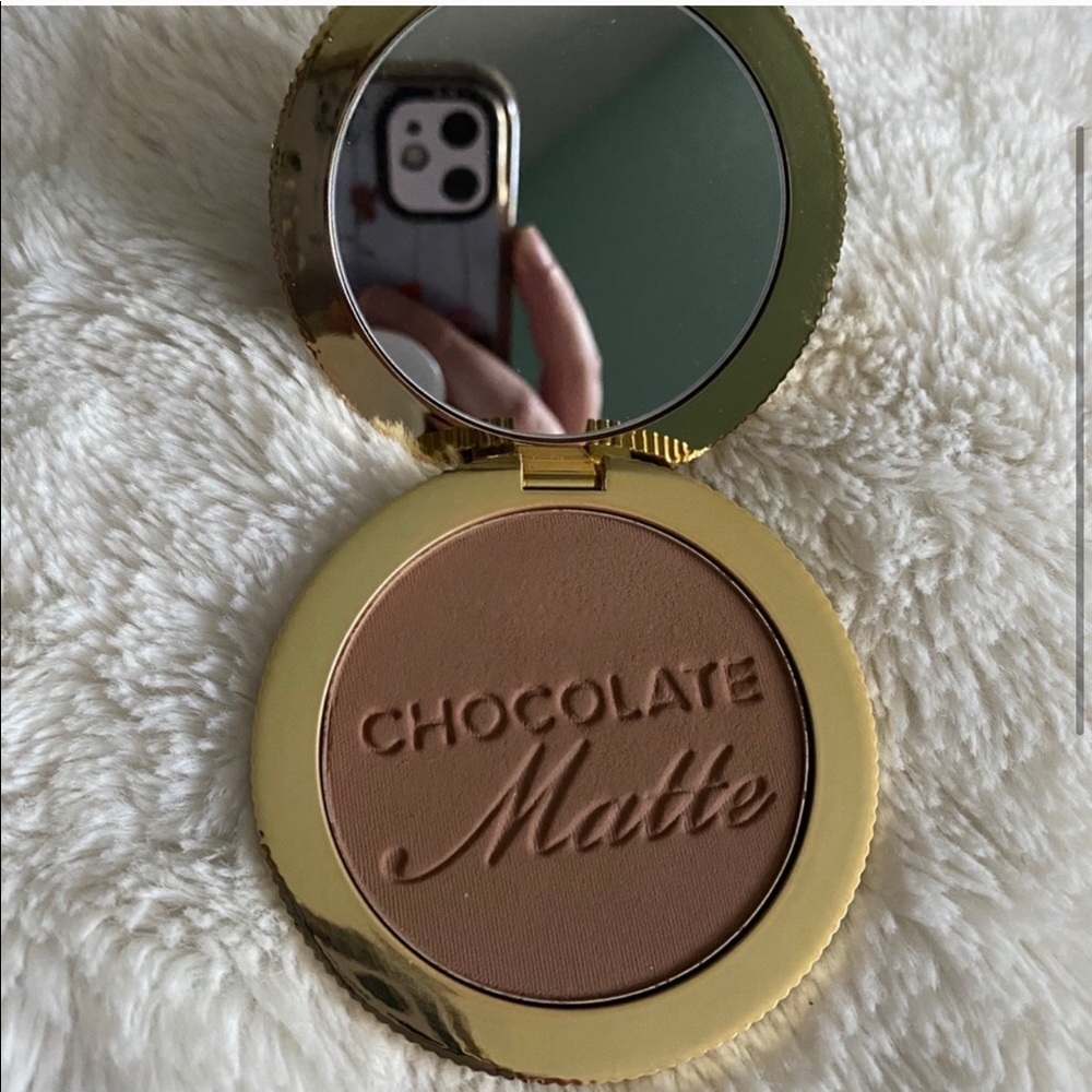 Too faced chocolate Matt bronzer